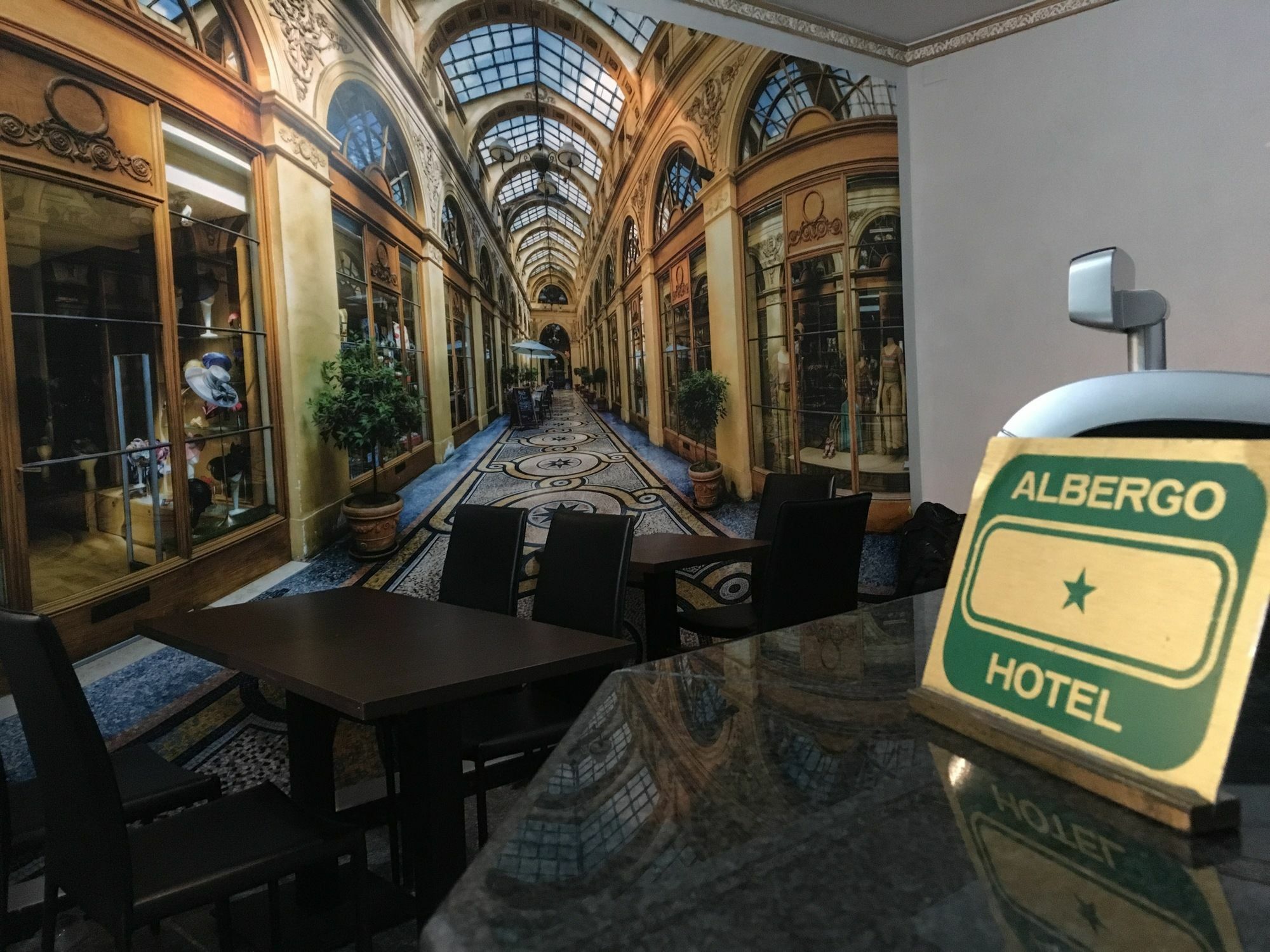 Soperga Guesthouse Milano Eksteriør bilde